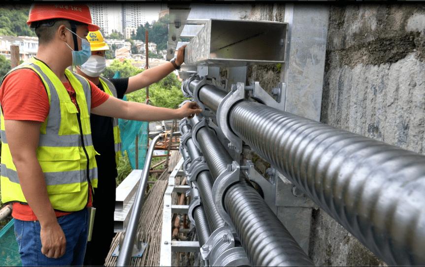 中环学校 焊工办理毕业照